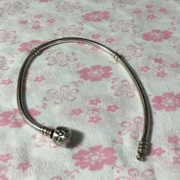 Pandora moments snake chain bracelet, 7.5” - Picture 2 of 2